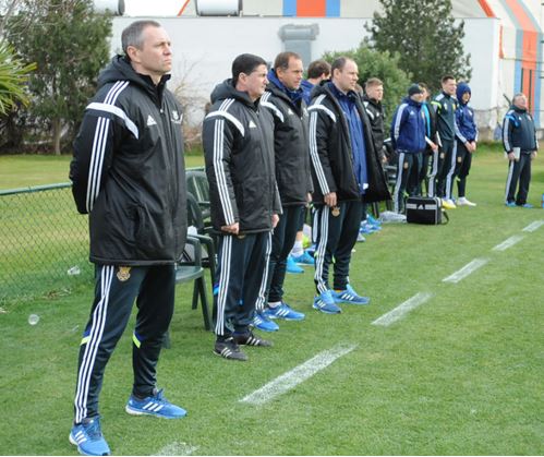 Тренерский штаб молодежной сборной Украины во главе с Александром Головко