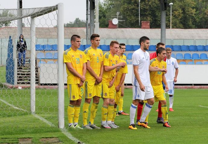 Накануне сентябрьских матчей молодежная сборная Украины провела спарринг с Динамо