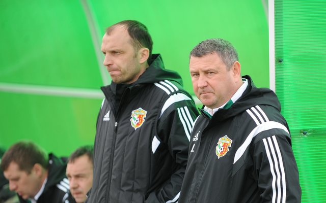 Александр Омельчук старший тренер Ворсклы U-21 (справа)